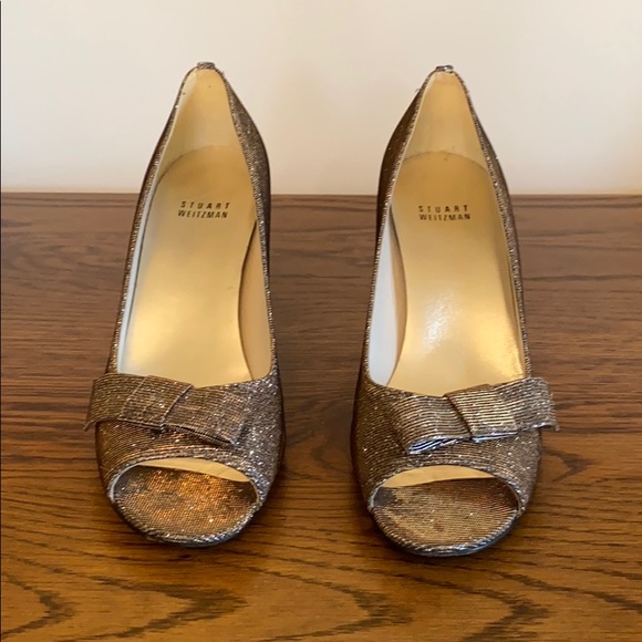 Stuart Weitzman Bowover Glitter Pumps - Picture 2 of 9